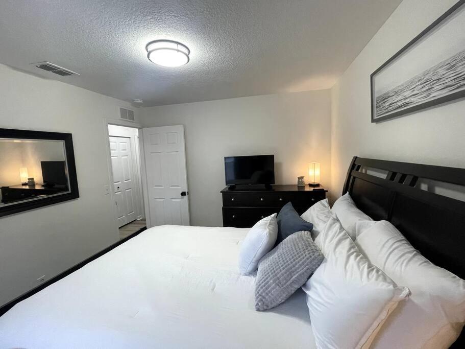 Riverside Riviera At Seminole Heights Tampa Exterior foto